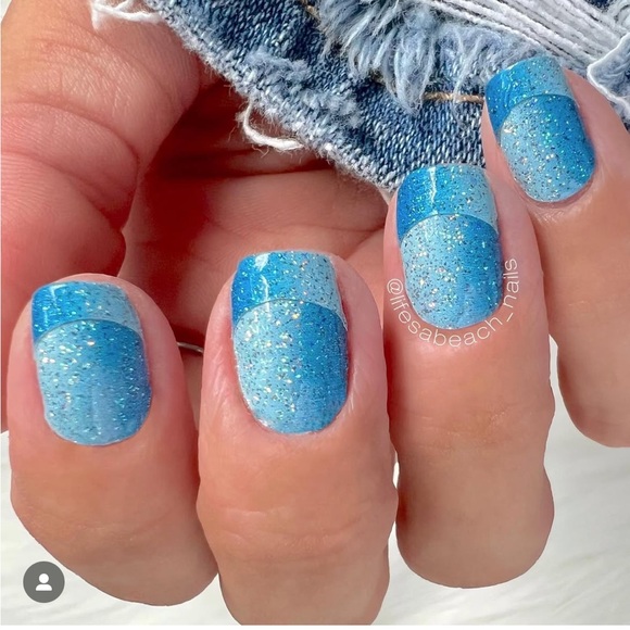 *Retired* Color Street: On the Flip Side | Blue French Tip Manicure Gradient - Picture 2 of 16